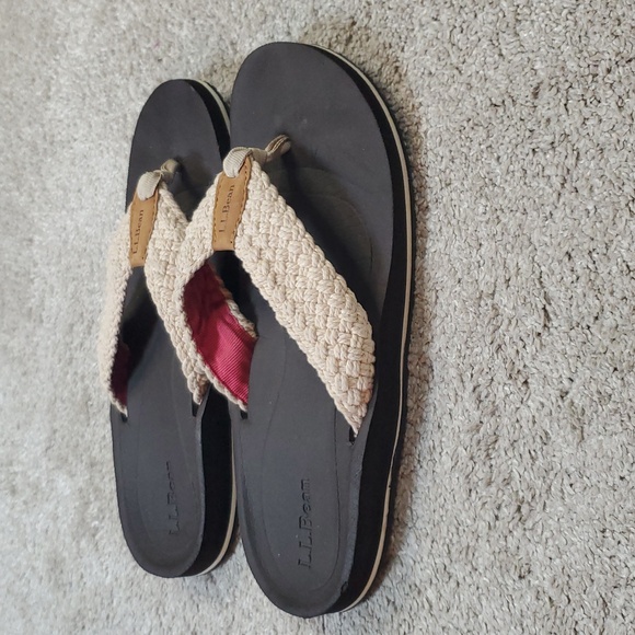 L.L. Bean Women's Brown, Woven Cream Sandals. Size 9 - Picture 2 of 8